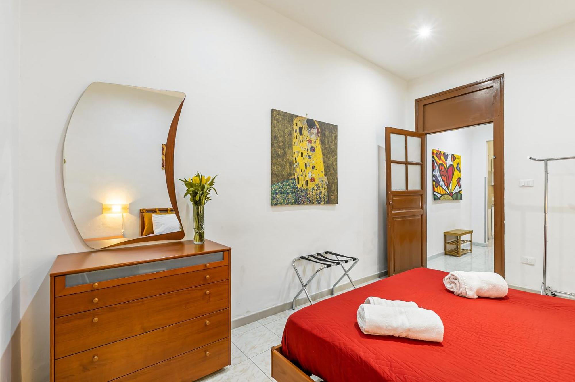 Corso Dei Mille Railway Apartment Palermo Eksteriør billede